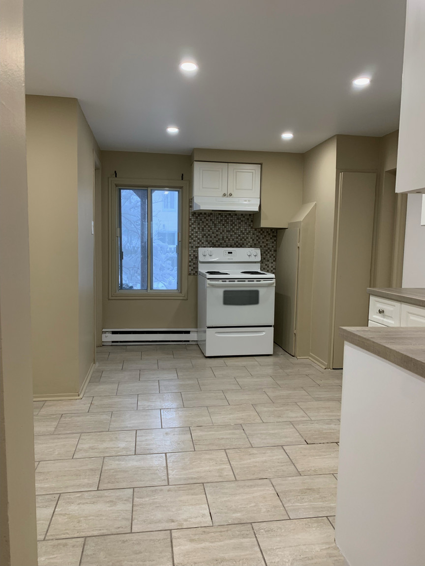 20A - 20a Rue Saint Jean Baptiste, Ste-Anne-de-Bellevue