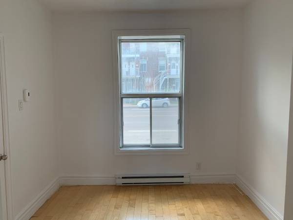 4.5 (2BR) + office in vieux Rosemont