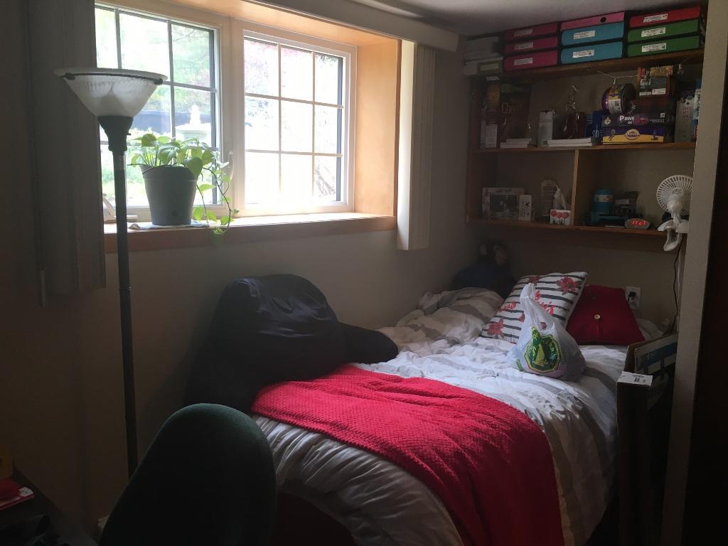 1 chambre a louer Sherbrooke (quartier universitaire)