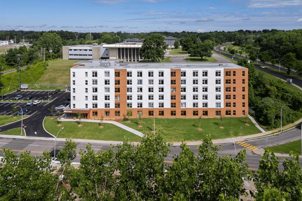 Appartement pour étudiant UQTR à louer 1 mai Trois Rivières