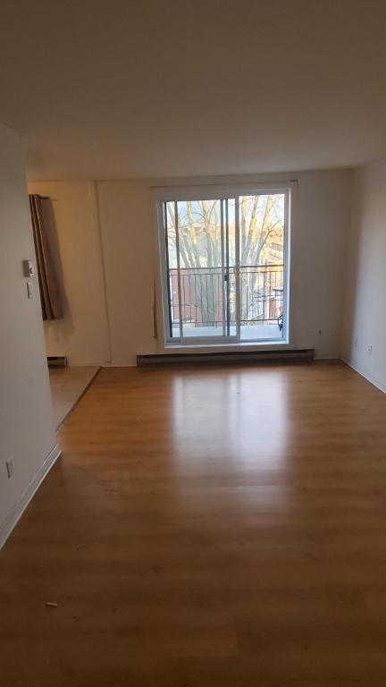 Place Mercier | Appartement 4 1/2 Neuf à Louer | 2 bedrooms for Rent | Candiac