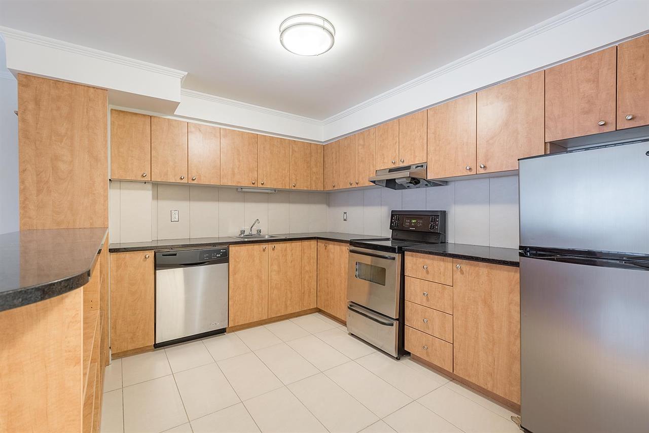 Studio - 2100 Rue Saint-Marc, Montréal