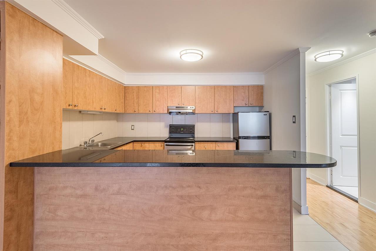 Studio - 2100 Rue Saint-Marc, Montréal