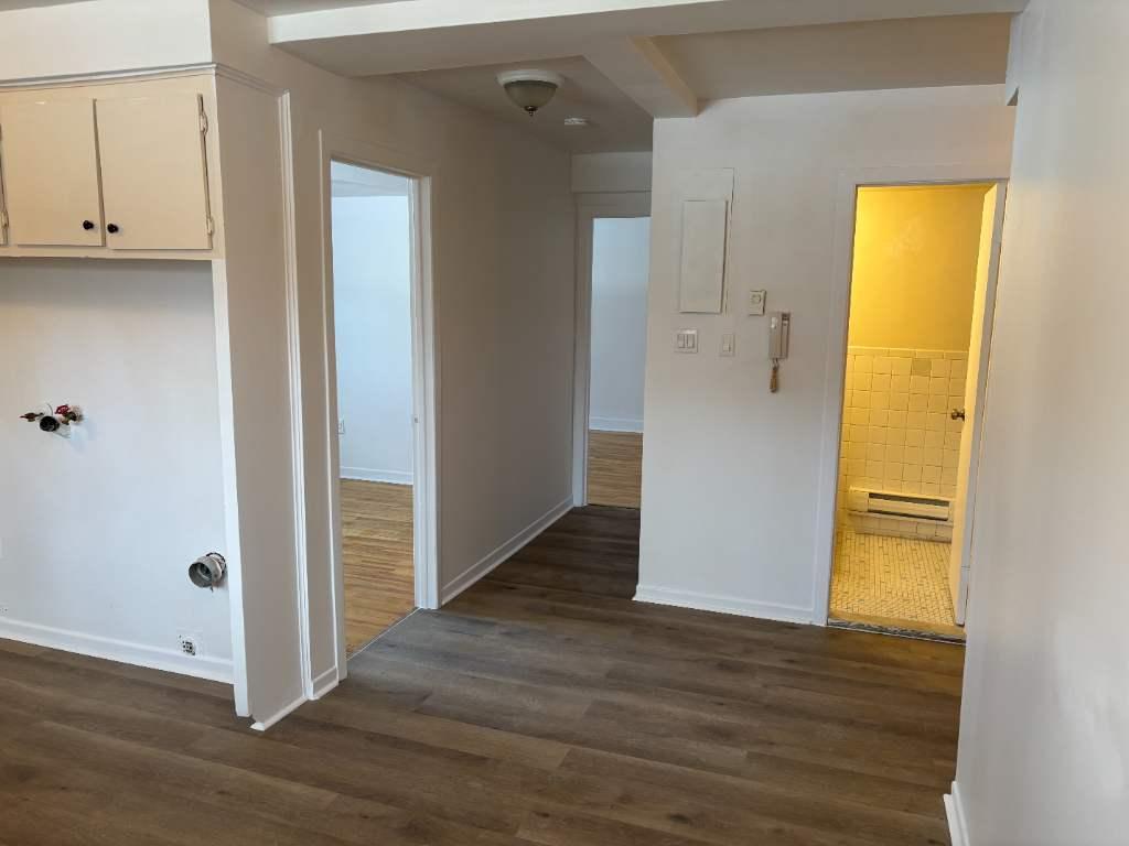 Logement grand demi sous-sol 4 ½ au 11550 Balzac Montréal-Nord!