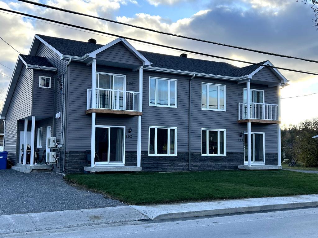 Logement 5-1/2 neuf dans Saint-David de Falardeau.