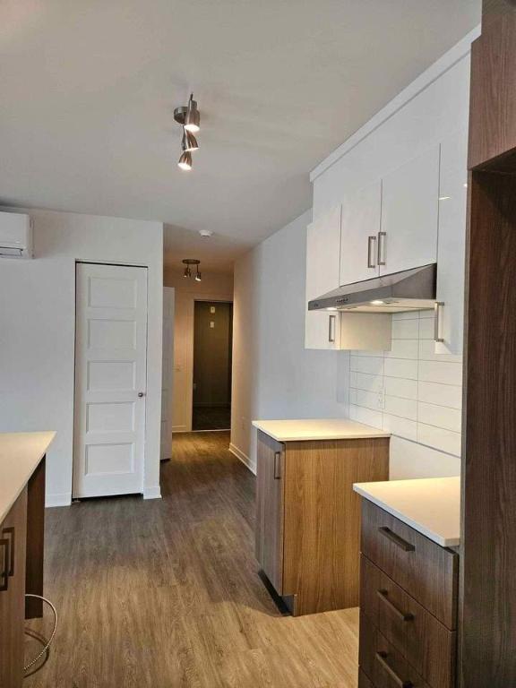 1 CH - 1 SDB - Laval - $1,345 /mo