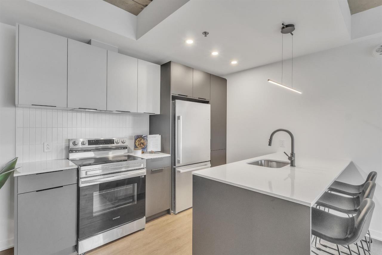 2 Bedroom - 1819 Avenue Dollard, LaSalle