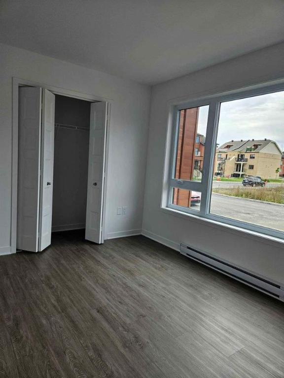 1 CH - 1 SDB - Laval - $1,600 /mo