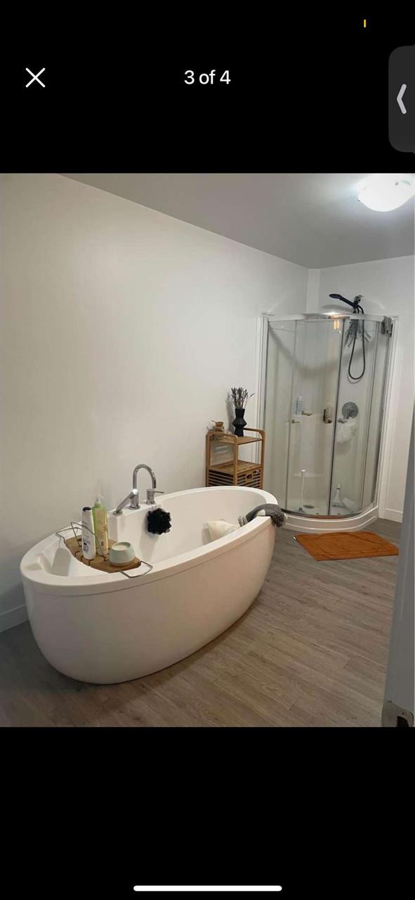Appartement 3 Chambres + 1 Salle De Bain