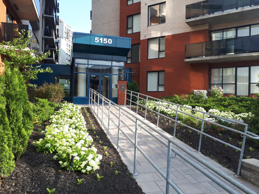 Condo à Louer Près Metro Namur-3 1/2 DEN