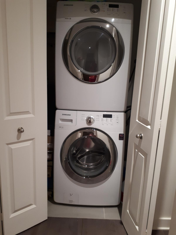 Condo à Louer Près Metro Namur-3 1/2 DEN