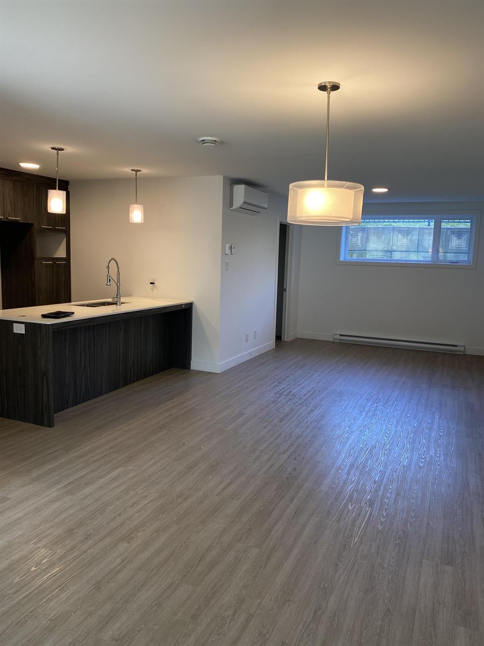 Immeuble - 287 Chemin Plante Appartement à Louer – 4 Et Demi