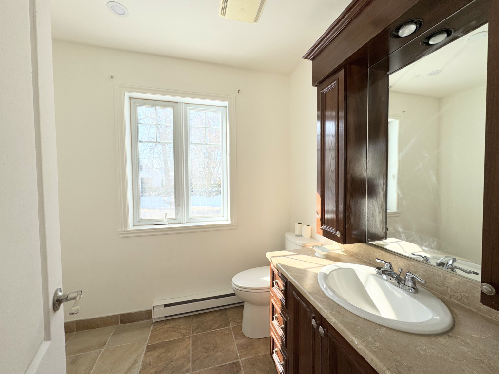Très Grand Et Beau 4 ½ Louer Repentigny