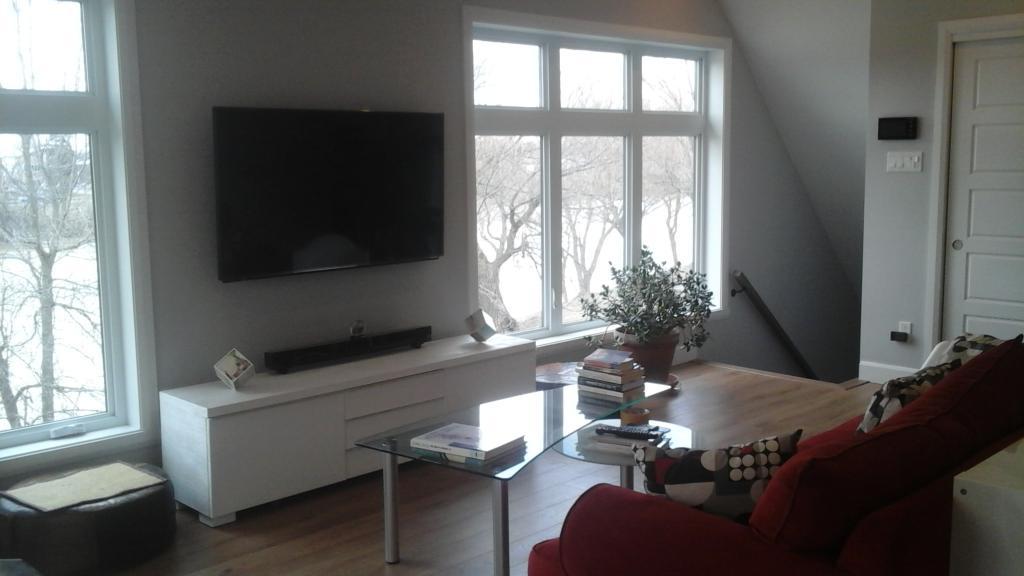 4-1/2 à louer au bord de l'eau (chauffage, eau chaude, internet incl.)