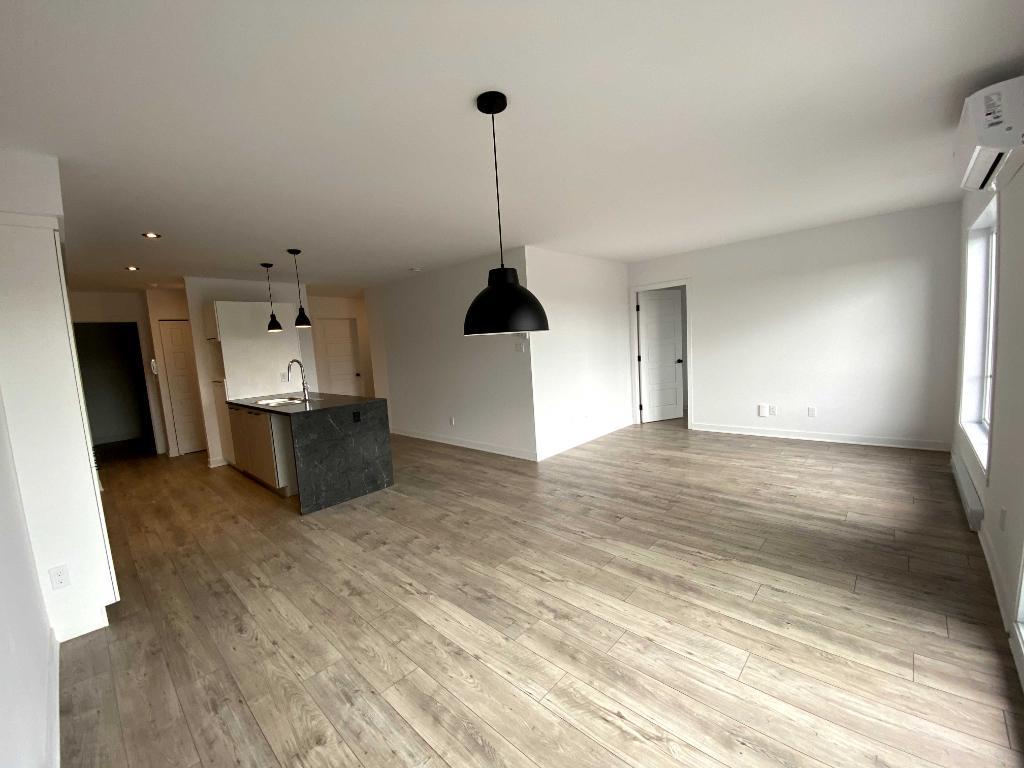 Logement 5 1/2 - 1er Oct - Saint-Jérôme