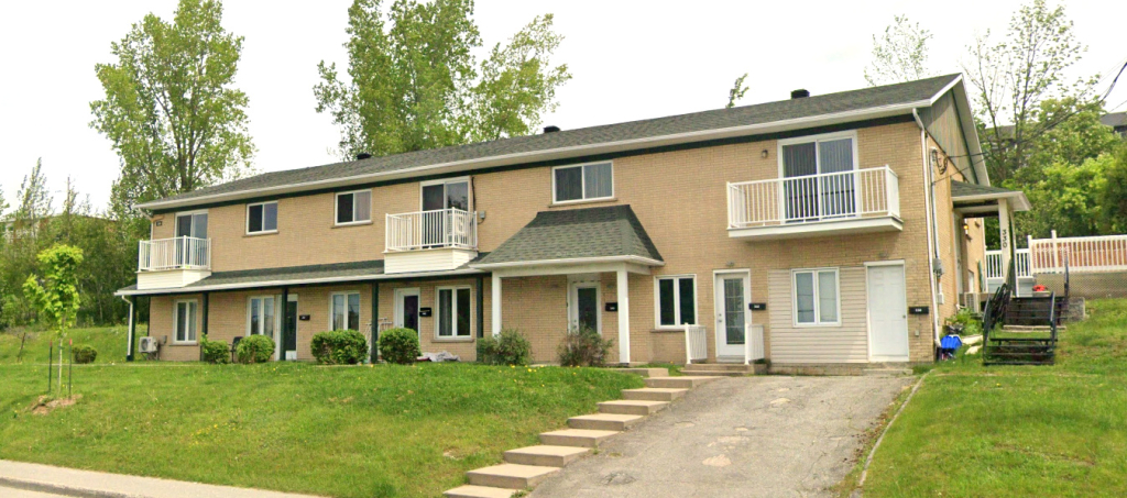 344 12e Avenue N - Joli 3 1/2
