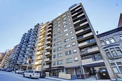 1 room room of 56 m² in Montreal