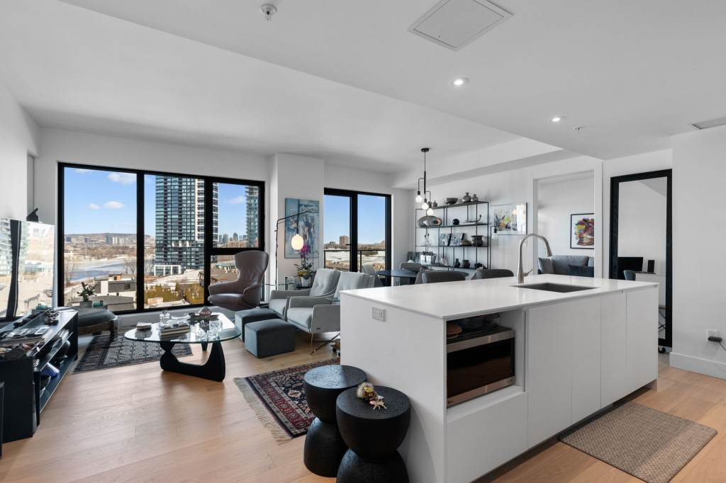 Condo 4 1/2 Haut De Gamme Ile Des Soeurs