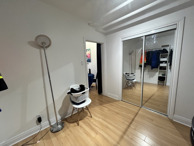 Chambre Meublée à Louer Dans Un Grand Ap