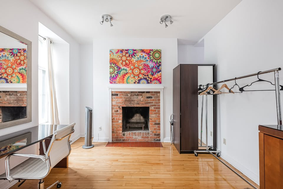 Downtown - 3Bed-2Bath All Included