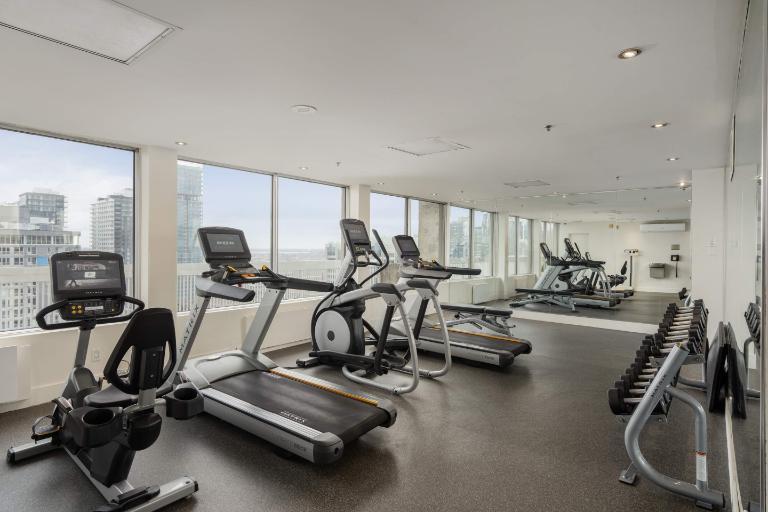 2 CH - 1 SDB - Montréal - $2,395 /mo