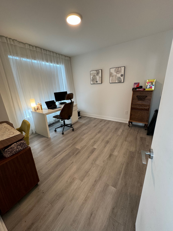 Condo Luxieux à Louer