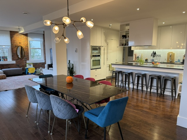 Condo De Charme 1730 P2