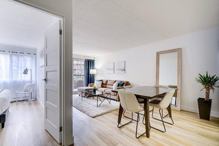 3 1/2 - Laval - 1 350 $/mois