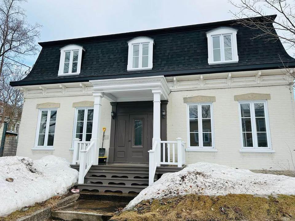 Loft avec chambre fermée à louer dans le Vieux-Lévis – Maison ancestrale complètement rénovée