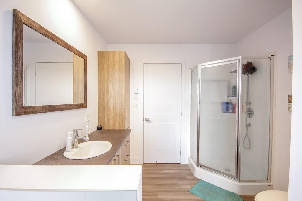 Logement à louer grand 4 1/2 aire ouverte - 1 MOIS OFFERT -