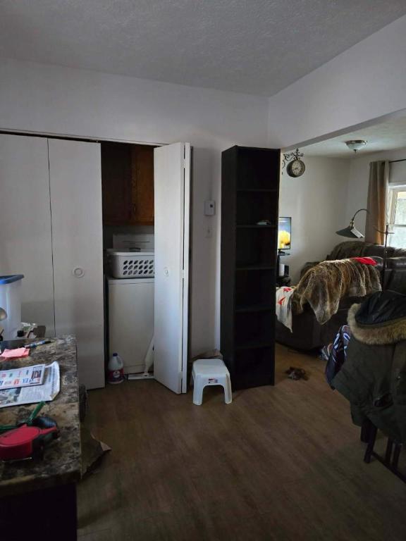 2 CH - 1 SDB - Windsor - $875 /mo