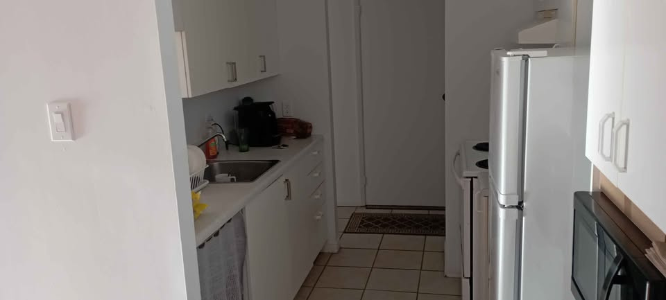 Appartement De 2 Chambres Et 1 Salle De