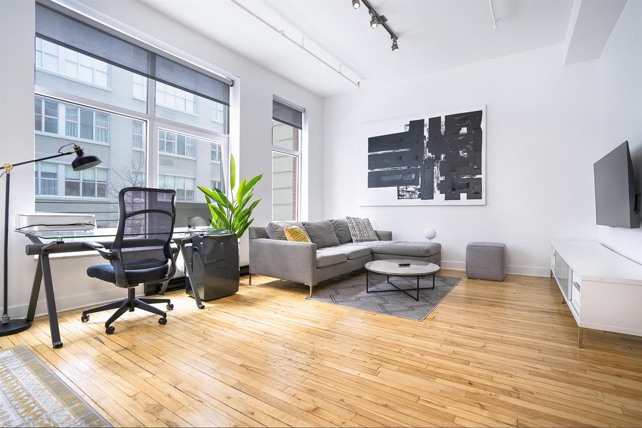 #103, Furnished Loft - 4521 Ave Clark, Montréal