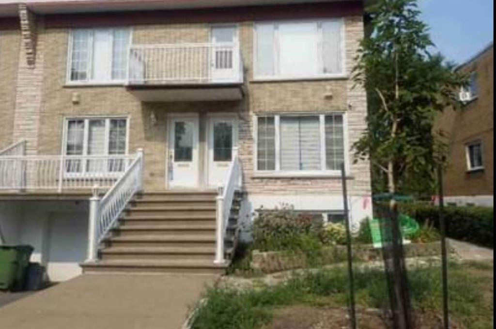 Appartement Montréal (Saint-Léonard) À Louer