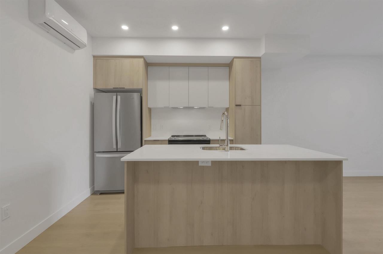 2 Bedroom - 6037 Boulevard De Maisonneuve Ouest, Montréal