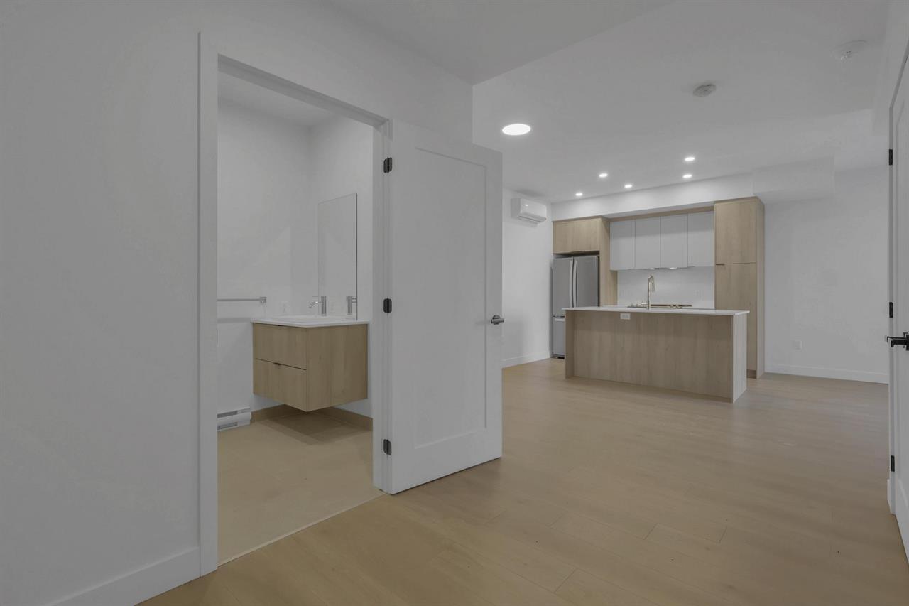 2 Bedroom - 6037 Boulevard De Maisonneuve Ouest, Montréal