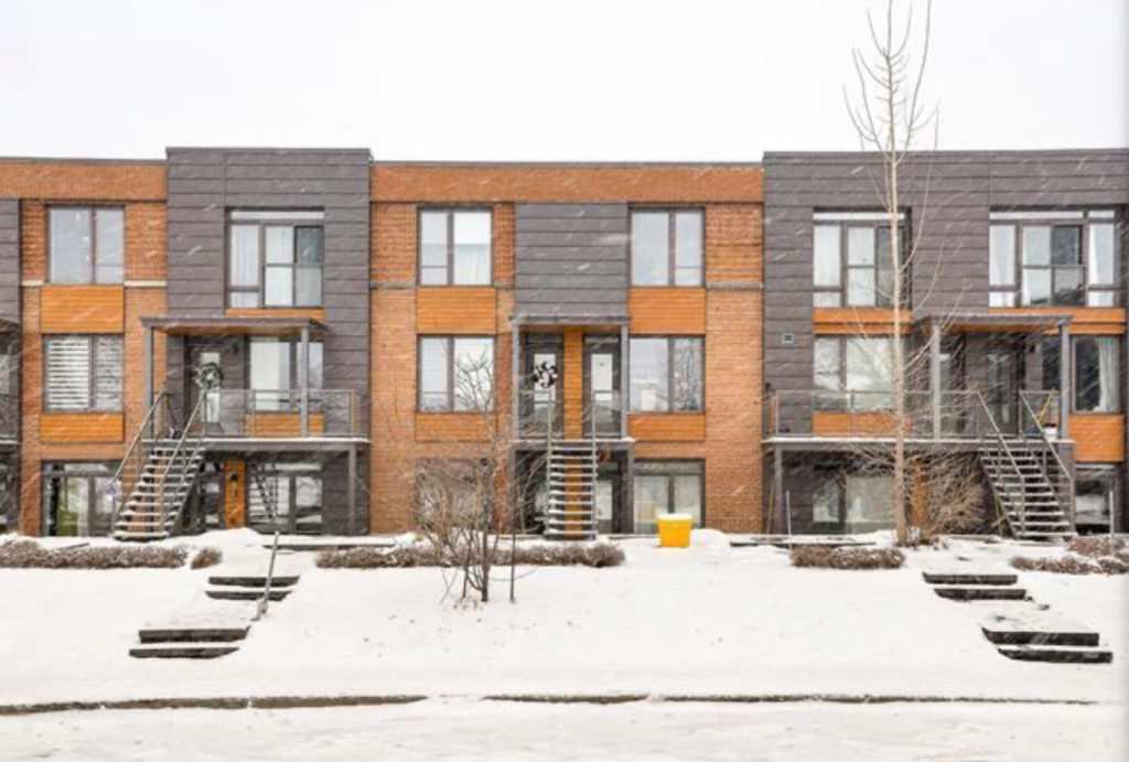 Condo à Louer (Chiens Et Chats Acceptés)