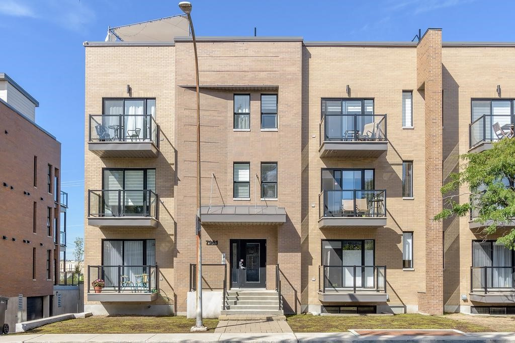 Condo Lumineux 3 Chambres, 2 Sdb à Louer