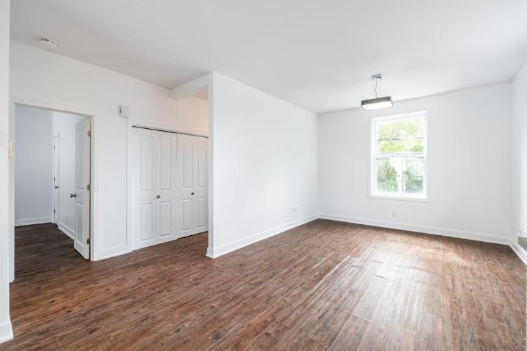 4 1/2 - Laval (Pont-Viau) - 1 675 $/mois