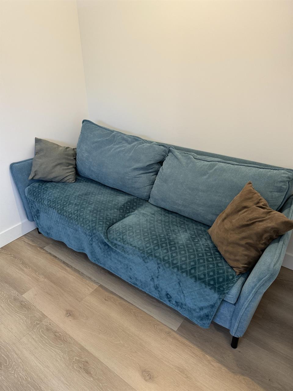 Immeuble - 797-805 King-george 3 ½ à Louer – Entièrement Meublé Et Tout Inclus