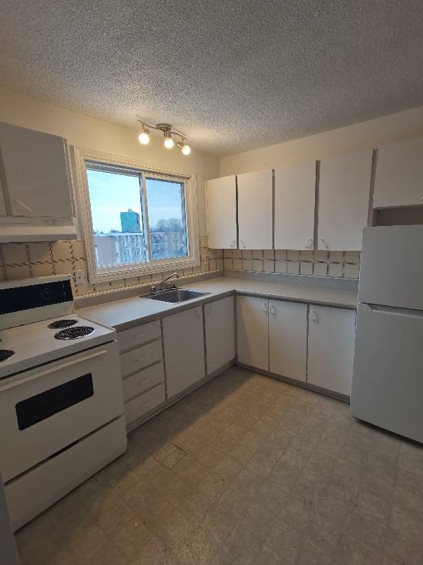 (Hull) Super Appartement De 2 Cc