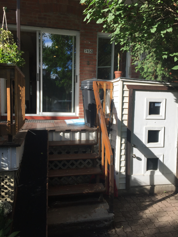 Grand Logement 6 1/2 Et 1er E étage