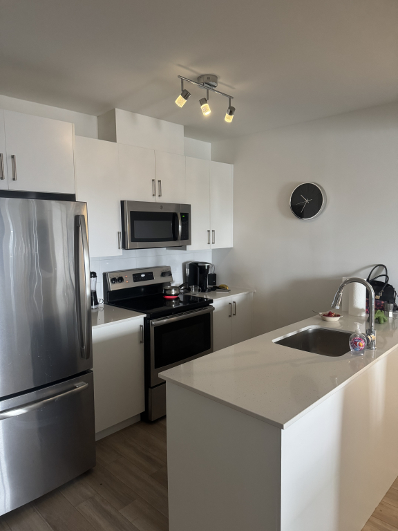 Beau Condo à Louer
