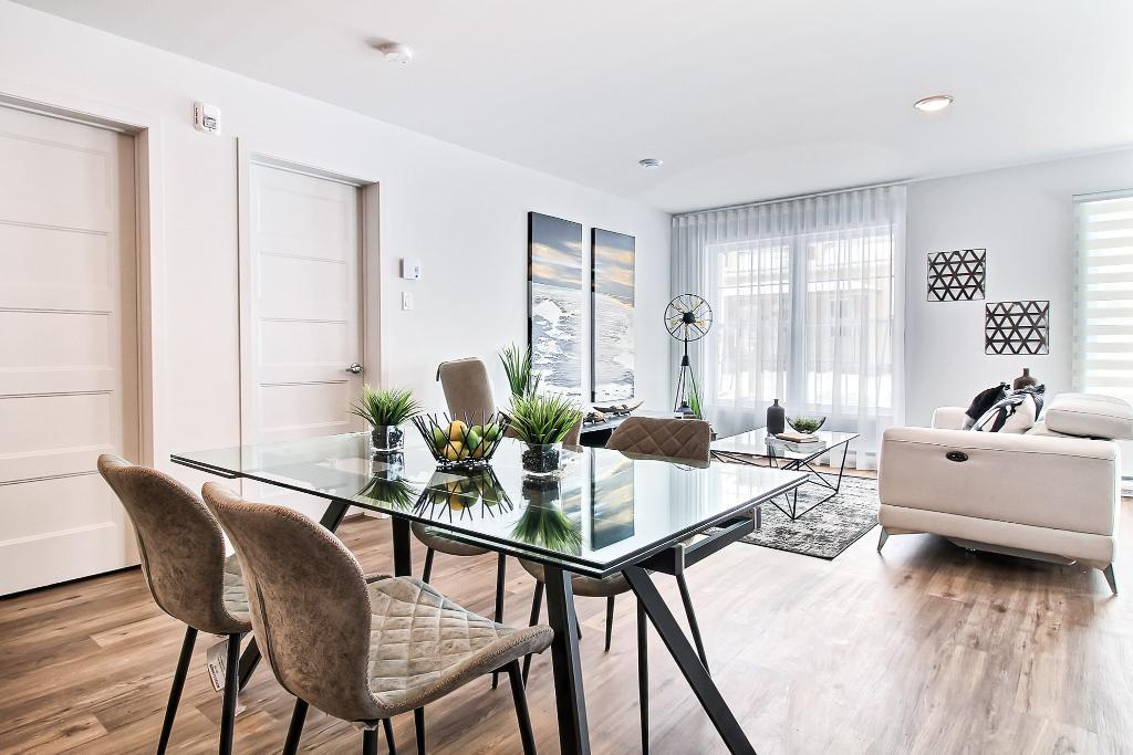 MAGNIFIQUE 4 1/2 LUXUEUX - LIBRE 1er JUILLET - ASCENSEUR (MOIS GRATUIT!)