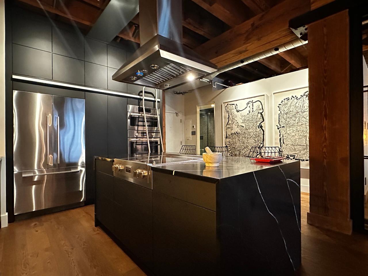 Loft Montréal (Ville-Marie) À Louer