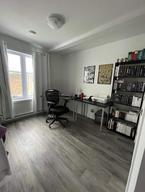 2 CH - 1 SDB - Charlemagne - $1,600 /mo