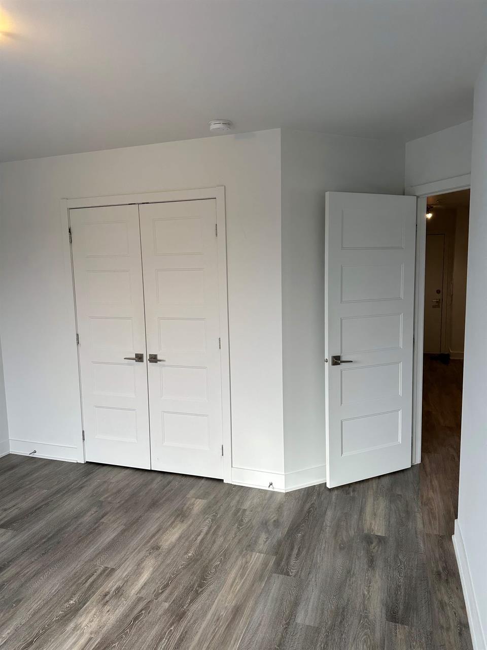 2 CH - 1 SDB - Charlemagne - $1,600 /mo