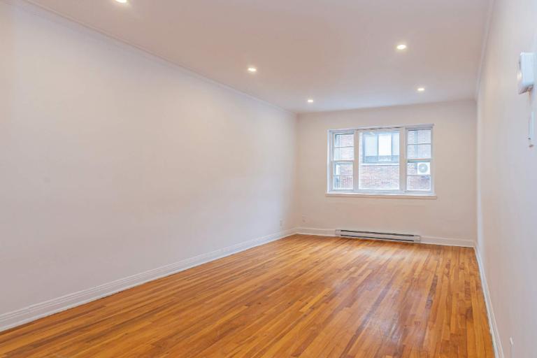 2 CH - 1 SDB - Montréal - $1,890 /mo