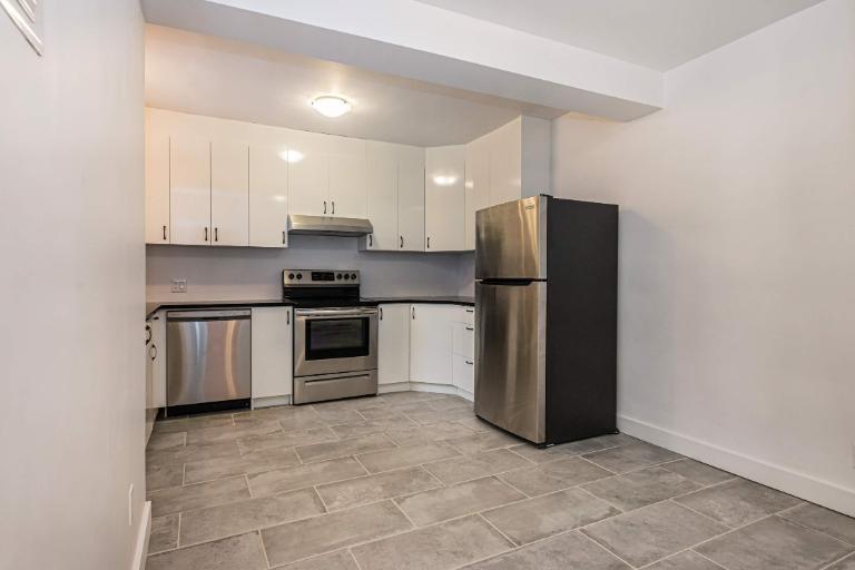 2 CH - 1 SDB - Montréal - $1,890 /mo