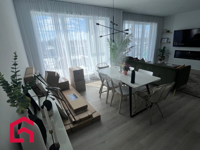 Appartement Mirabel À Louer